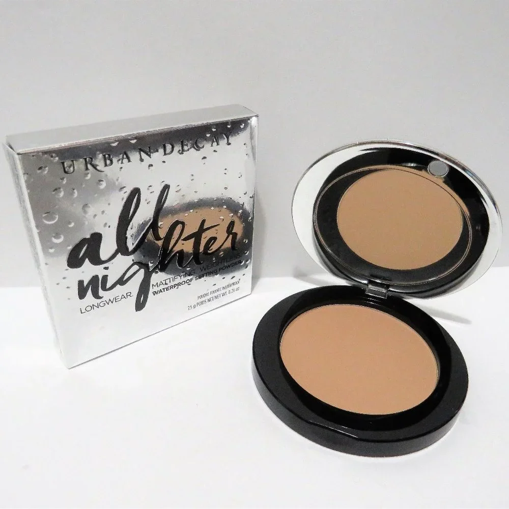URBAN DECAY ALL NIGHTER LONGWEAR MATTIFYING WEIGHTLESS WATERPROOF SETTING POWDER